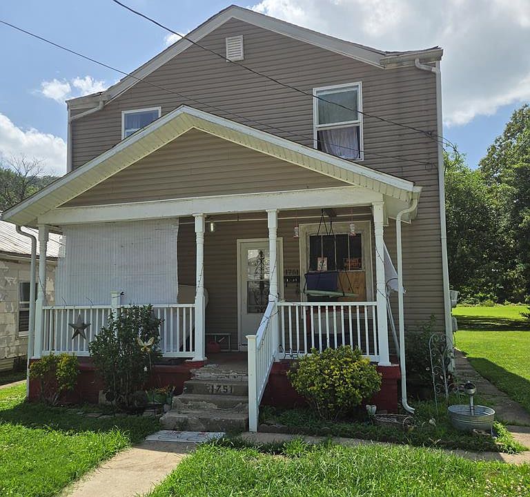 1st image of 1751 Valley St