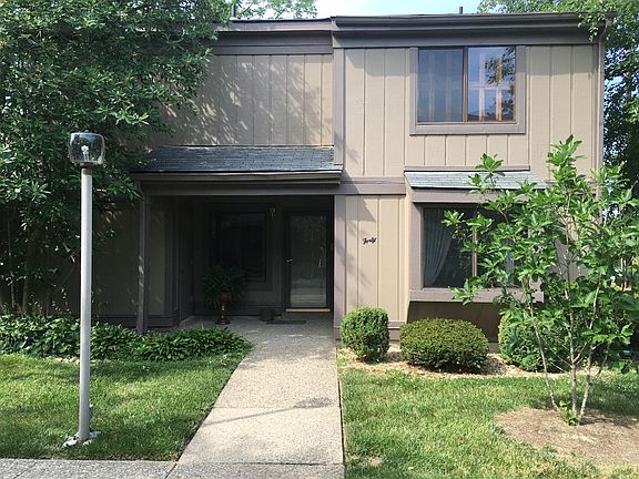 2nd image of 500 Laketower Dr Unit 40