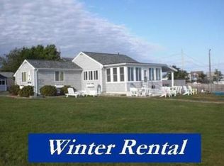 2 Bay View Ave, Mattapoisett, MA 02739