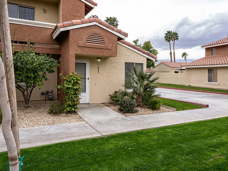 450 Tava Ln — Photo 40
