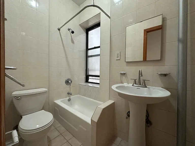 420 Saint Nicholas Ave #1D — Photo 8
