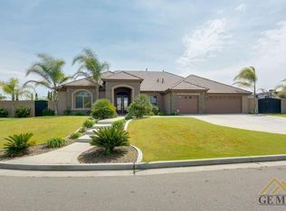 16225 Coastal Ct, Bakersfield, CA