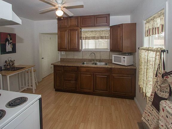 4508 N Ash.2