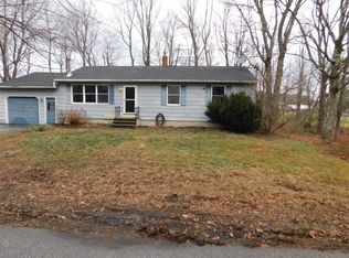 87 Allen Ave, Auburn, ME 04210
