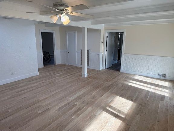 5th image of 440 Deer Creek Rd