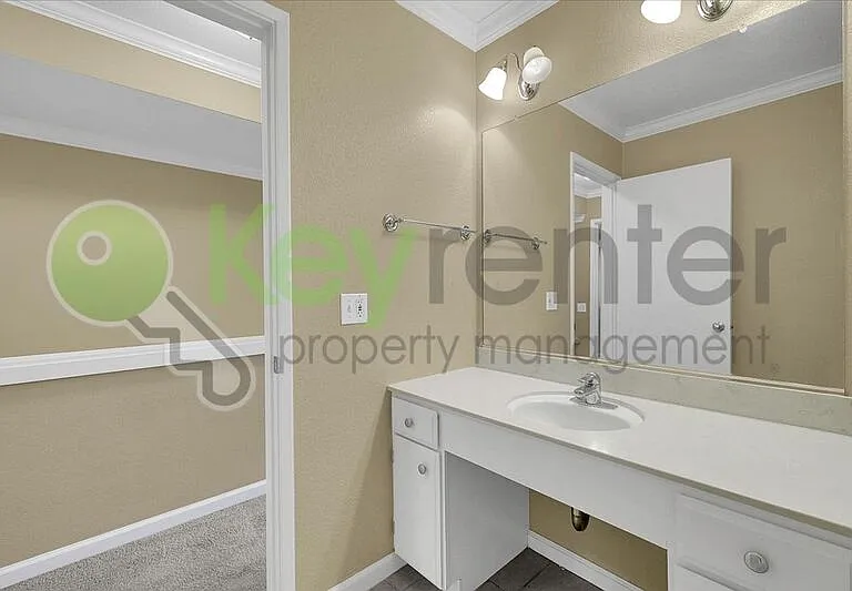 2254 Woodside Ln #2 — Photo 23