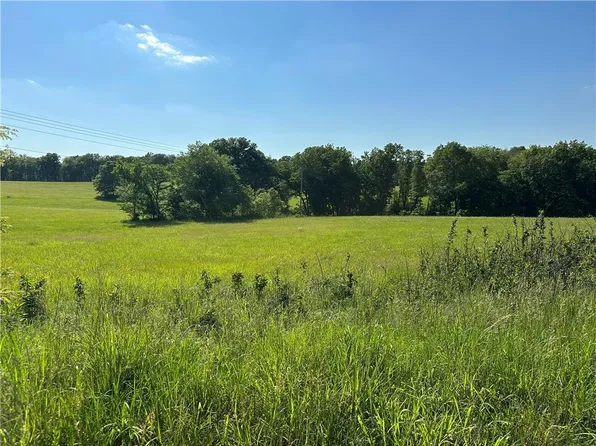 Off Bond Pl, Edwards, MO 65326