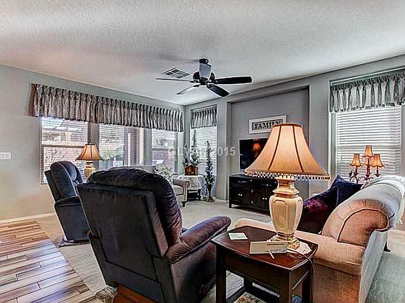 5th image of 3832 Riviera Regal Ave