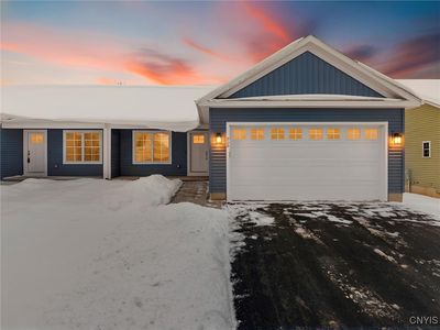 305 Nicks Way, Syracuse, NY, 13209