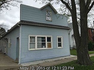 298 E 157th St, Harvey, IL 60426