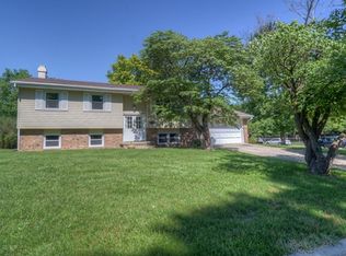 301 Robert Dr, Normal, IL 61761