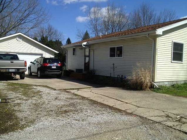 1st image of 815 Ferree Pl