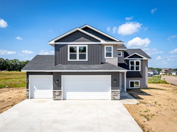 257 Dakota Ave, Roberts, WI 54023