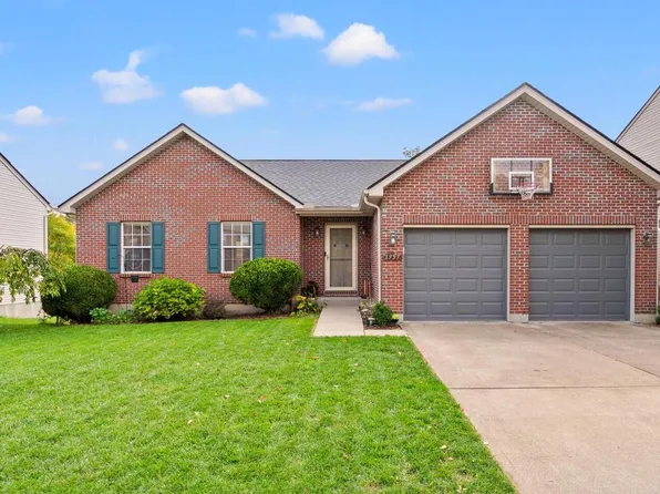 1957 Blue Heron Point, Hebron, KY 41048