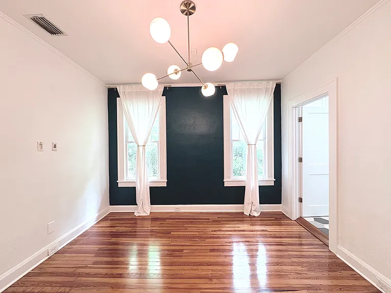 6104 N Suwanee Ave — Photo 24