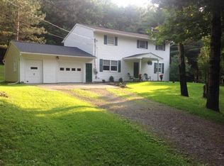 227 Bear Swamp Rd, Chenango Forks, NY 13746