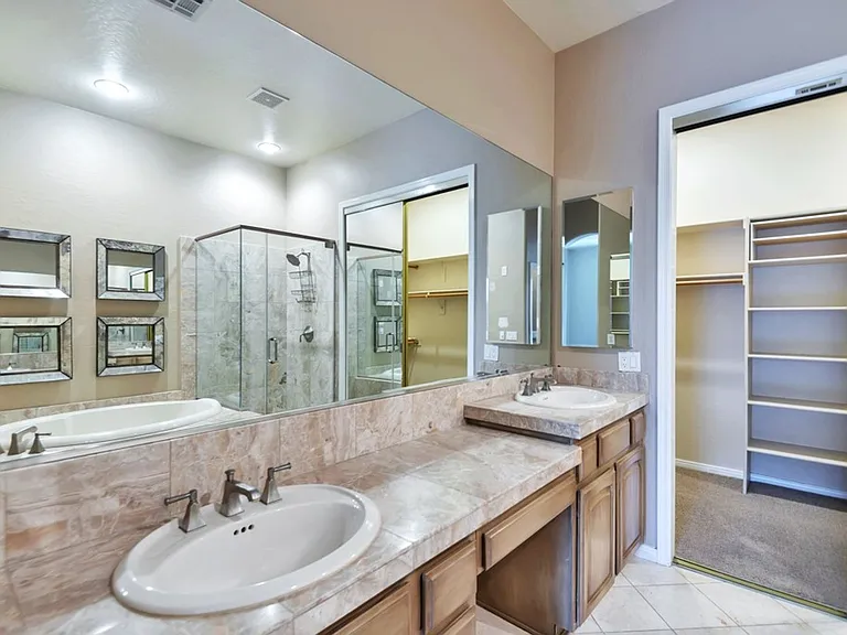 7301 E Woodsage Ln — Photo 15