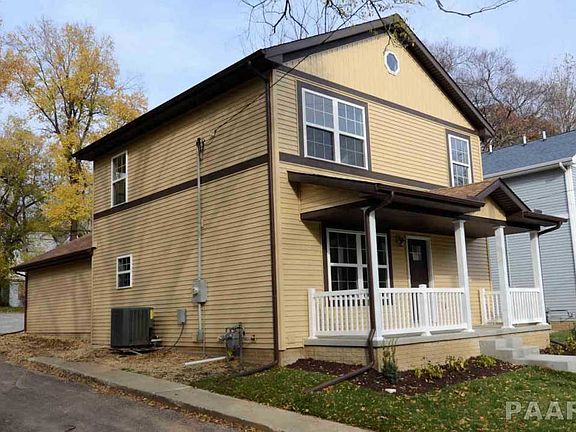 3rd image of 1001 E Behrends Ave