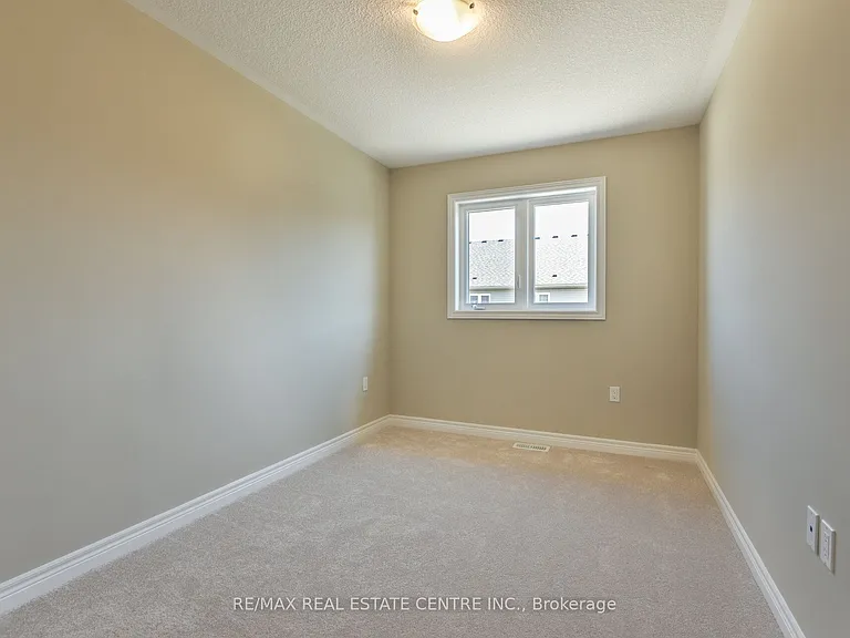 44 Cittadella Blvd — Photo 19
