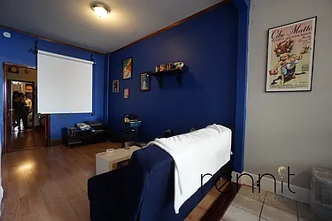 Rented by Rennit Inc.