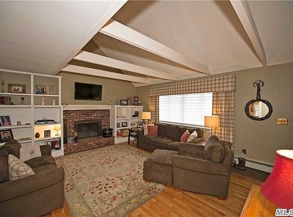 4th image of 45 Ellis Ave