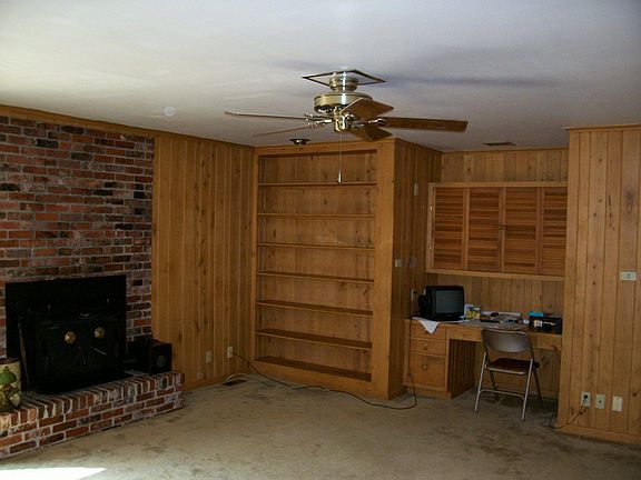 Wood accents throughout!