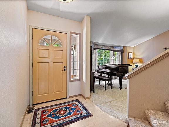 3rd image of 5916 53rd Avenue NW