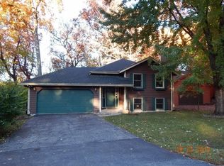 331 Rochester Rd NE, Poplar Grove, IL 61065