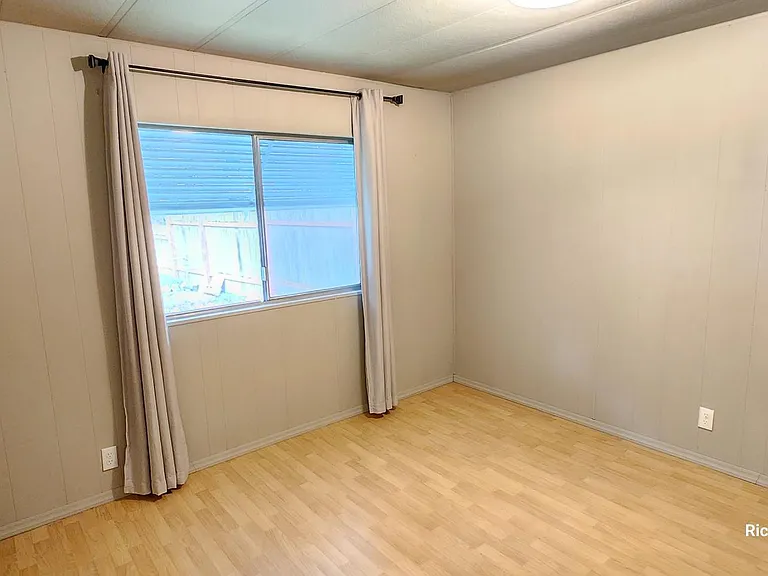 10012 Overlook Dr NW — Photo 17