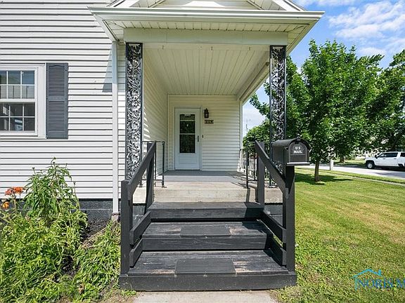 5th image of 314 N Elm St