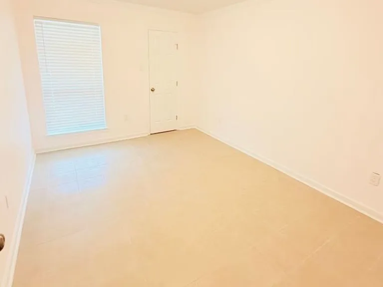10048 El Scott Ave — Photo 30