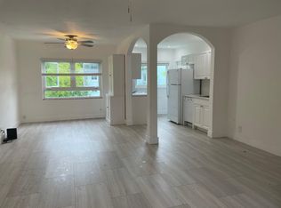 7715 S Red Rd APT 4, Miami, FL 33143