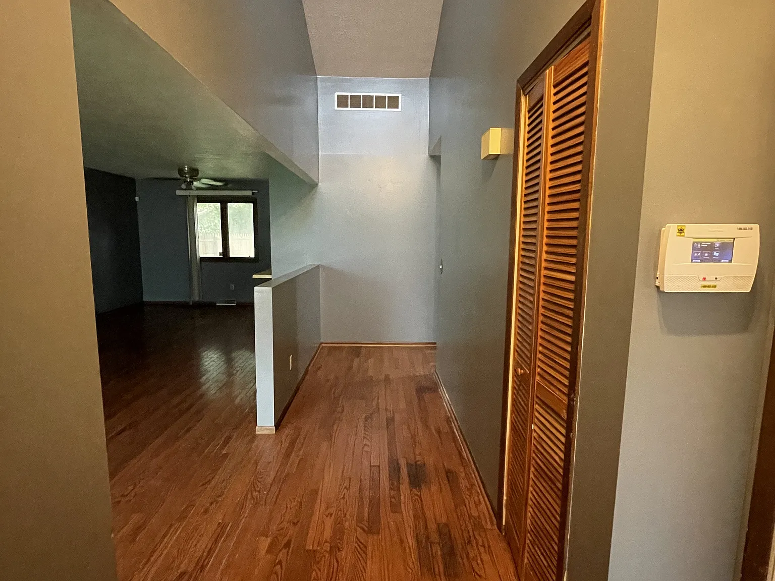 2104 N 14th St - HSE — Photo 3