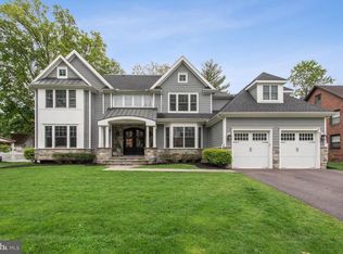 30 Treaty Elms Ln, Haddonfield, NJ 08033