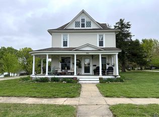 341 W Fremont Ave, Burlingame, KS 66413