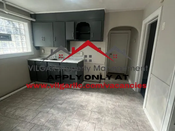 1044 Polk St, Gary, IN 46402