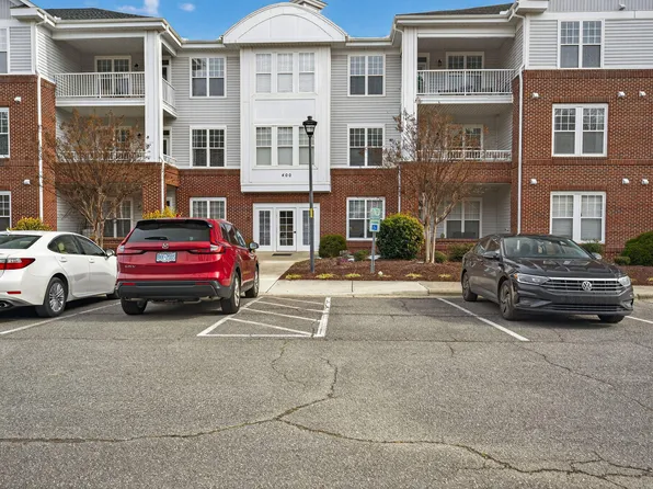 434 Eyam Hall Ln, Apex, NC 27502