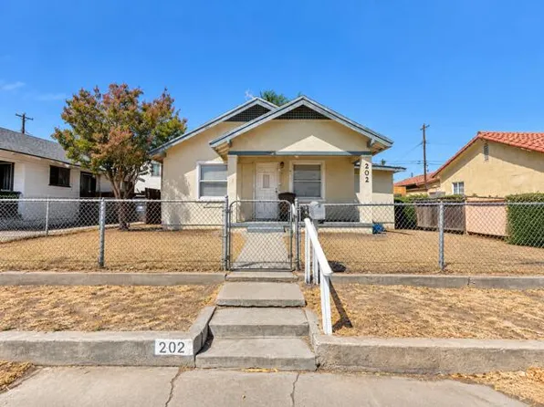202 Moneta Avenue, Bakersfield, CA 93308