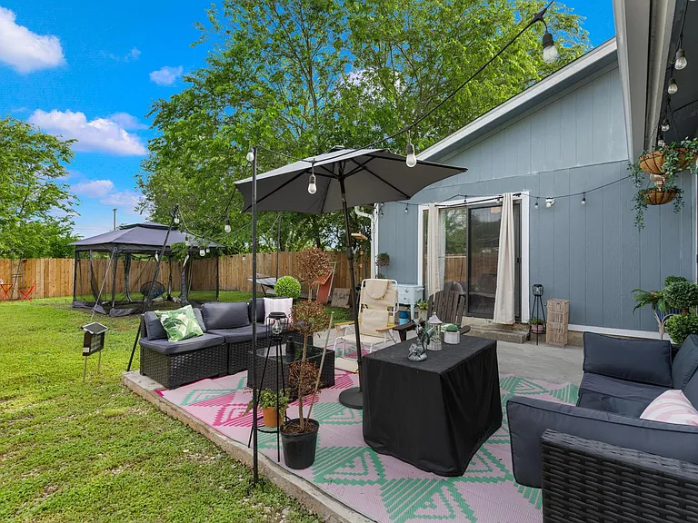 8317 Forest Ridge Dr — Photo 19