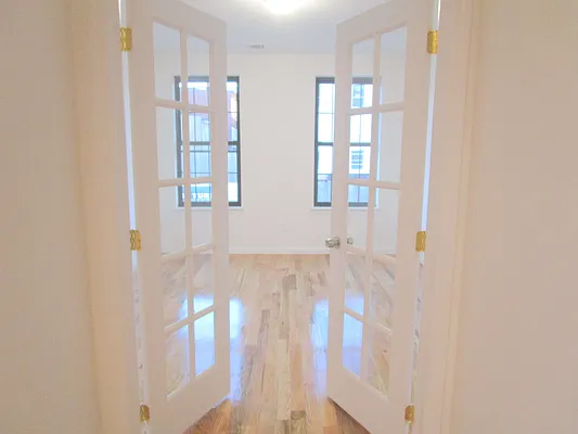 Rented by East Williamsburg Realty Inc | media 5