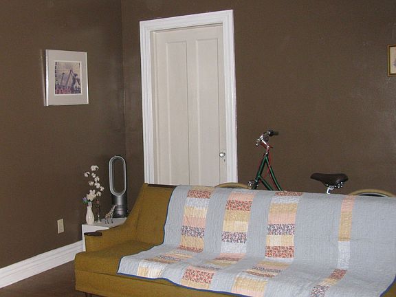 Spacious living room