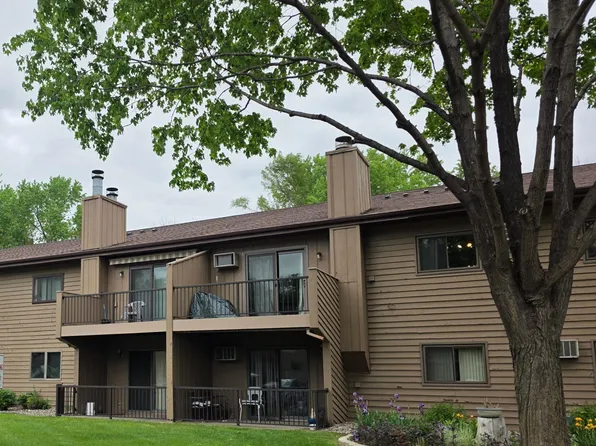 5445 Babcock Trl #N103, Inver Grove Heights, MN 55077