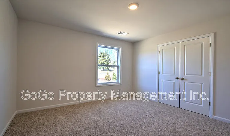 208 Reynard Trl — Photo 16