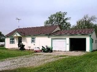 905 Jackson Ave, Dorchester, NE 68343