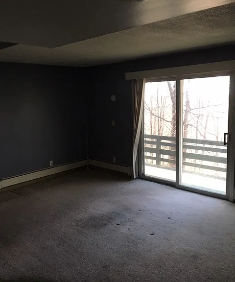 950 Sherman St — Photo 2