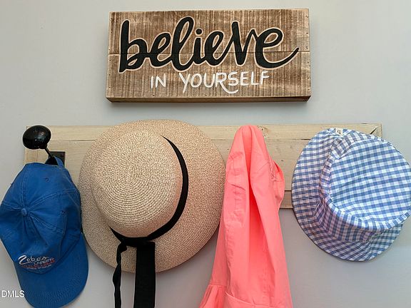 3rd image of 1093 Renewal Pl