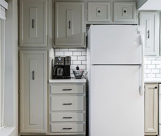 5th image of 120 S 38th Ave APT 33