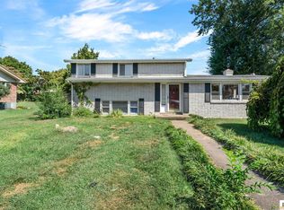 354 Parkway Dr, Scottsville, KY 42164