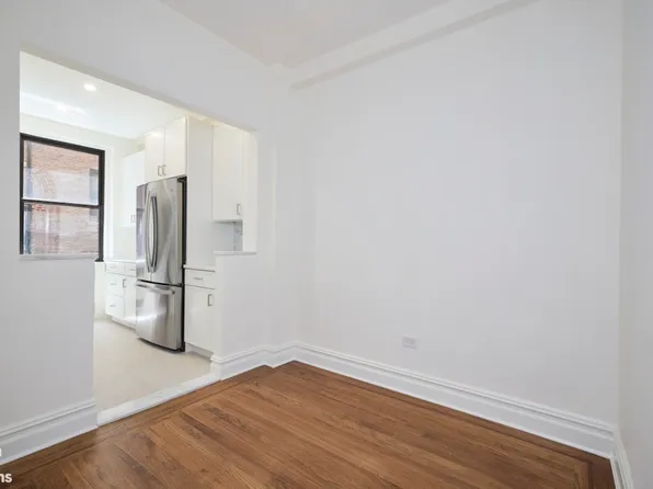 152 East 94th Street 1A image 3 of 10