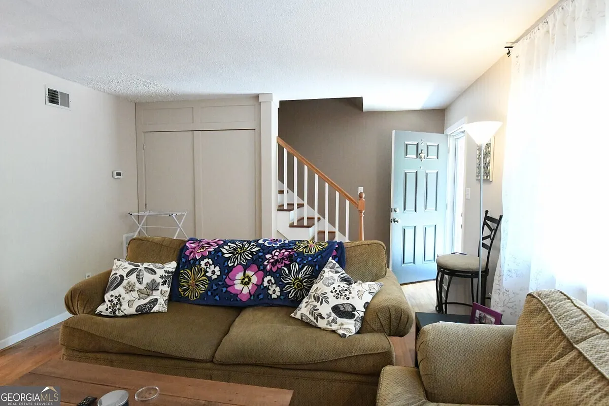 Building Photo - 1604 Briarcliff Rd #2